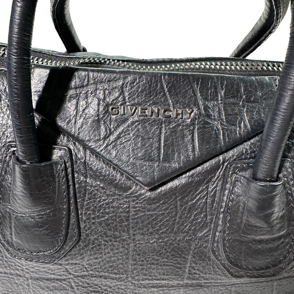 Vintage Givenchy Black Leather Croc Embossed Antigona Bag - Picture 2 of 14